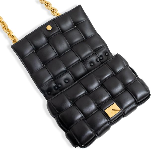 （未使用　展示品）ボッテガヴェネタ BOTTEGA VENETA イントレチャート チェーン カセット 2WAY ショルダー ハンドバッグ 斜め掛け ラムスキン レザー ブラック 黒 ゴールド金具 631421 未使用 展示品）ボッテガヴェネタ BOTTEGA VENETA イントレチャート