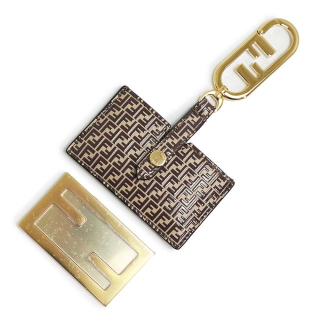 （新品・未使用品）フェンディ FENDI ズッカ柄 ミラ—ホルダー チャーム レザー ブラウン 茶 ゴールド金具 7AS049 箱付