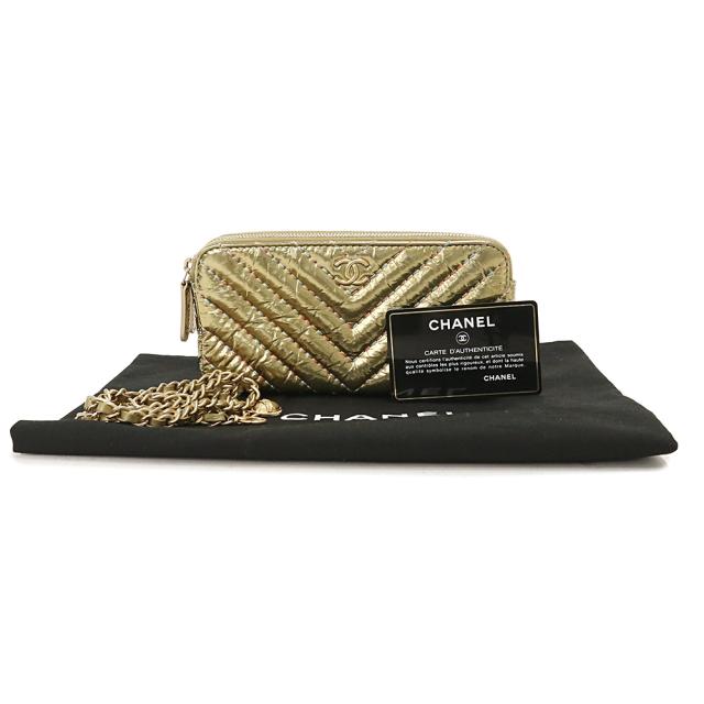 新品・未使用品）シャネル CHANEL Vステッチ シェブロン スカラベ 