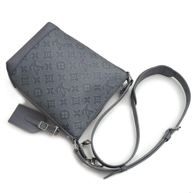 【中古】ルイヴィトン モノグラム トリヨン クライミング ホーボー クルーザー PM ショルダー バッグ M20875■250901 未使用 展示品）ルイ ヴィトン LOUIS VUITTON クライミング ホーボー