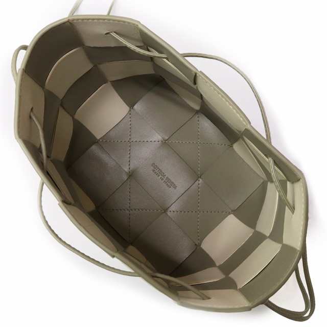 新品・未使用品）ボッテガヴェネタ BOTTEGA VENETA マキシ イントレ 