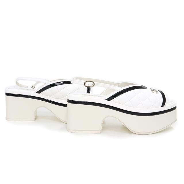 （未使用　展示品）シャネル CHANEL マトラッセ ココマーク パール サンダル 靴 #36 1/2 23.5cm ラムスキン パテントカーフスキン レザー ホワイト ブラック 白 黒 ゴールド金具 G45009