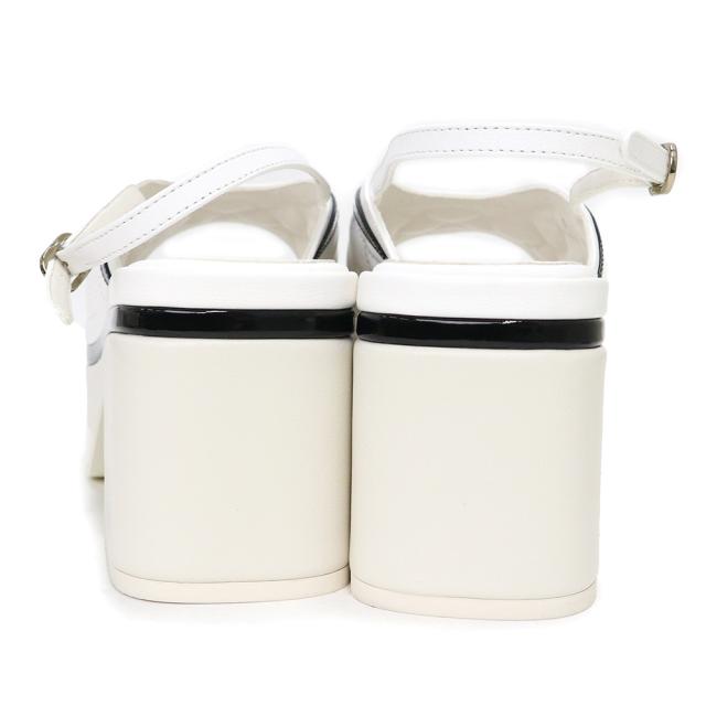 （未使用　展示品）シャネル CHANEL マトラッセ ココマーク パール サンダル 靴 #36 1/2 23.5cm ラムスキン パテントカーフスキン レザー ホワイト ブラック 白 黒 ゴールド金具 G45009