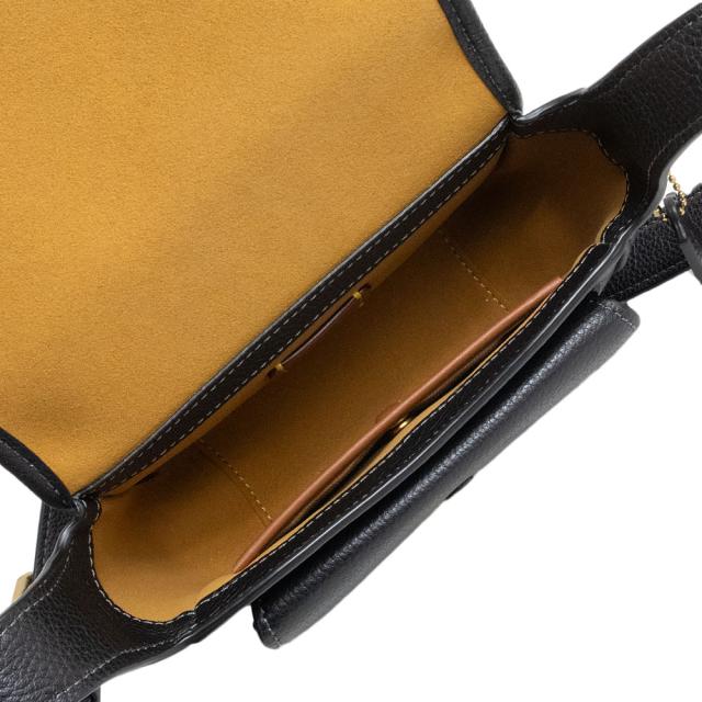 新品・未使用品）コーチ COACH タビー メッセンジャー 19