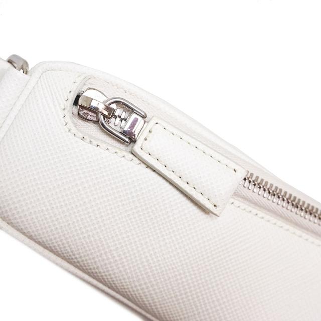 未使用 展示品）プラダ PRADA トライアングル 三角ロゴプレート ワン