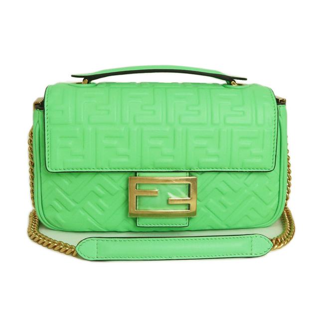 （新品・未使用品）フェンディ FENDI バゲット チェーン ミディ 2way ショルダーバッグ 斜め掛け FF エンボス ナッパレザー ネオングリーン 緑 ゴールド金具 8BR793の通販は