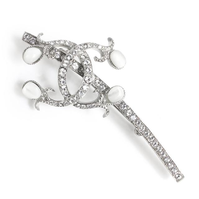 Chanel カラーストーンホワイト、ココマークブローチ Chanel カラーストーンホワイト、ココマークブローチ CHANEL シャネル