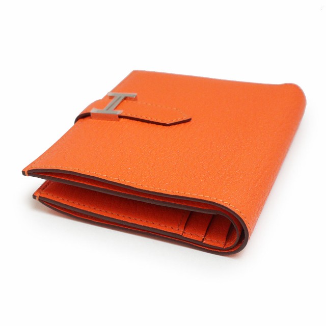 （新品・未使用品）エルメス HERMES ベアン コンパクト 二つ折り財布 シェブル シェーブルミゾール レザー オレンジミニウム シルバー金具 B刻印 箱付の通販は
