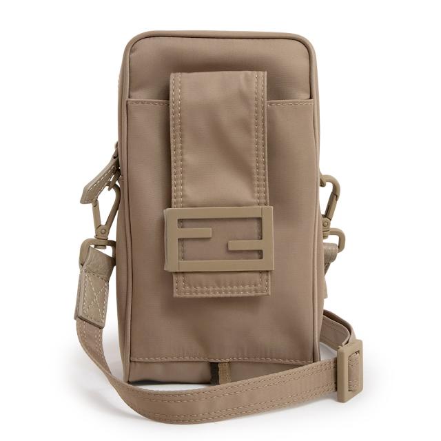 （新品・未使用品）フェンディ FENDI バゲット フォンポーチ ショルダーバッグ 斜め掛け ナイロン CORDA ブラウン 7AS056