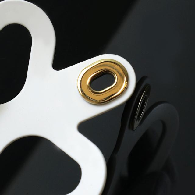 （未使用　展示品）ルイ ヴィトン LOUIS VUITTON フォンホルダー ルイーズ iPhone 携帯 スマホケース ネックストラップ モノグラム シリコン ブロン ブラウン ホワイト 白 茶 ゴールド金具 M68962 箱付