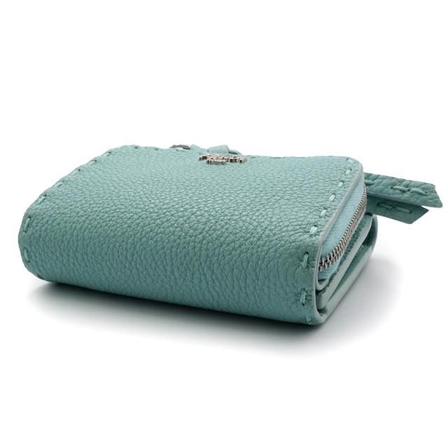 【新品未使用 】【FENDI】 ピーカブー マイクロ　三つ折り財布 可愛い♡】☆FENDI☆ ピーカブー マイクロ 三つ折り財布 (FENDI