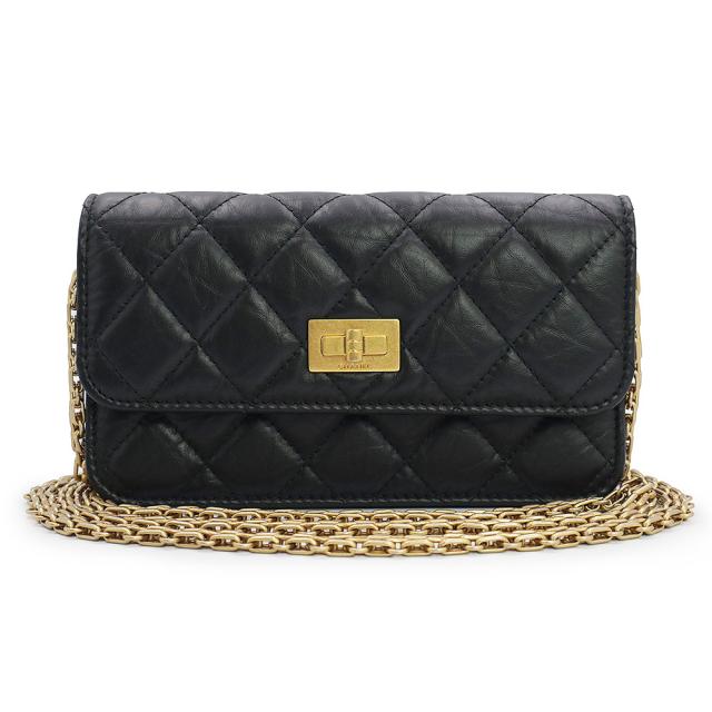 （新品・未使用品）シャネル CHANEL マトラッセ 2.55 フラップ フォンケース ミニ チェーン ショルダーバッグ 斜め掛け エイジドカーフスキン レザー ブラック 黒 アンティークゴールド金具 AP3169 箱付