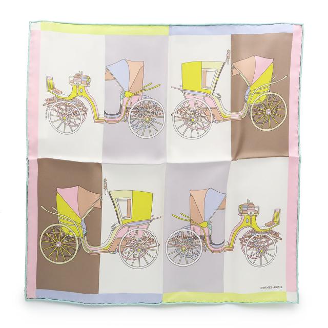 （新品・未使用品）エルメス HERMES ガヴロッシュ カレ 45 精巧な馬車 Voitures Exquises スカーフ シルク100％ ブラン キャメル ジョーヌ マルチカラー 箱付