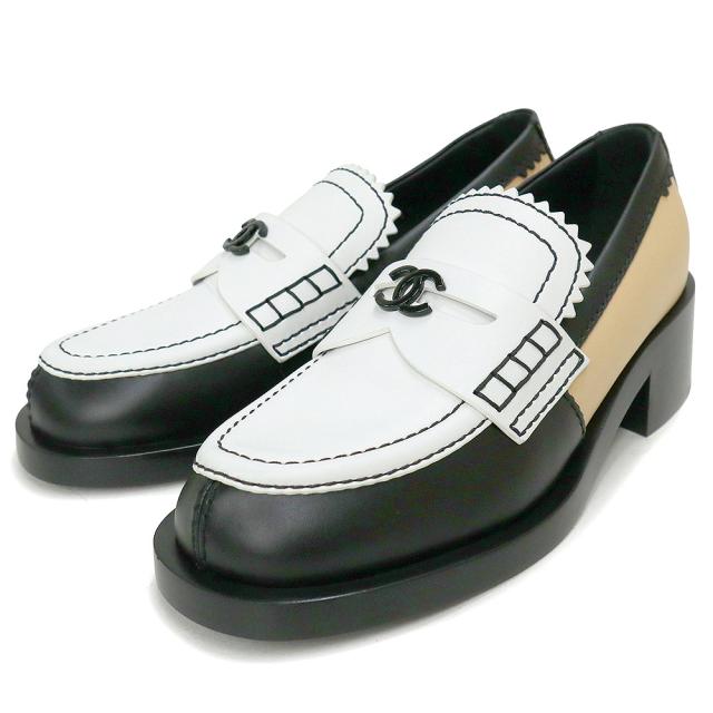 （未使用保管品）シャネル CHANEL ココマーク ローファー シューズ 靴 #36 23cm カーフスキン レザー ホワイト ベージュ ブラック G45180 箱付