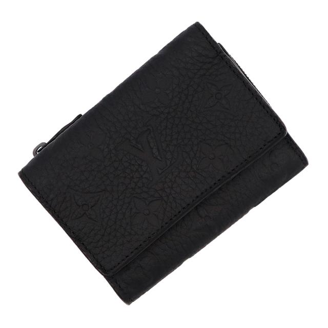 （新品・未使用品）ルイ ヴィトン LOUIS VUITTON ポルトフォイユ パイロット コンパクト 三つ折り財布 トリヨンレザー ノワール ブラック金具 M82556 箱付