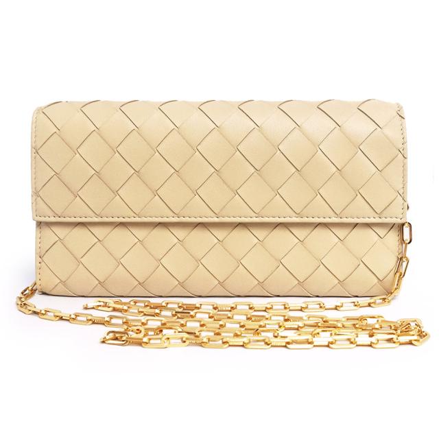（新品・未使用品）ボッテガヴェネタ BOTTEGA VENETA イントレチャート 二つ折り長財布 チェーンウォレット 斜め掛け 財布 カーフスキン レザー ポリッジ ベージュ ゴールド金具 730568 箱付