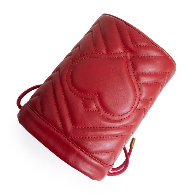 （新品・未使用品）グッチ GUCCI GGマーモント スモール バケットバッグ ショルダーバッグ 斜め掛け シェブロンキルティングレザー ハイビスカスレッド アンティークゴールド金具 575163 箱付_5