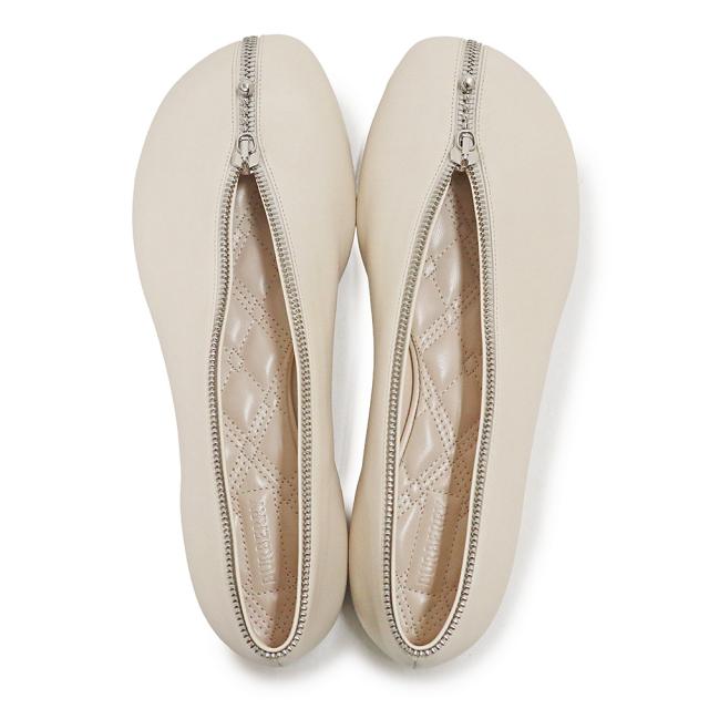 （未使用保管品）バーバリー BURBERRY サドラー ジップ バレリーナ シューズ パンプス 靴 #36 23cm ラムスキン レザー オフホワイト シルバー金具 8086210_4