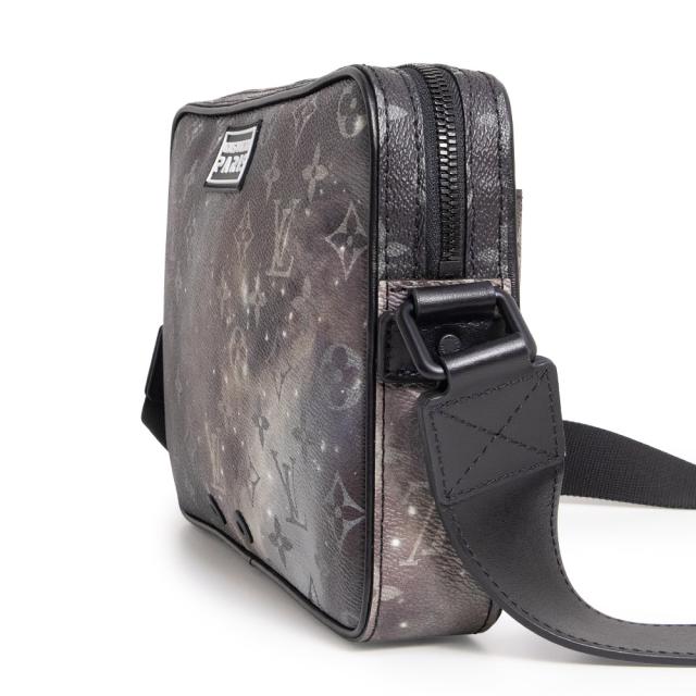 （未使用　展示品）ルイ ヴィトン LOUIS VUITTON アルファ メッセンジャー ショルダーバッグ 斜め掛け モノグラムギャラクシー カーフスキン レザー ブラック マットブラック金具 M44165_4