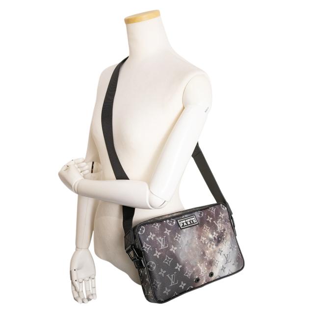 （未使用　展示品）ルイ ヴィトン LOUIS VUITTON アルファ メッセンジャー ショルダーバッグ 斜め掛け モノグラムギャラクシー カーフスキン レザー ブラック マットブラック金具 M44165_7