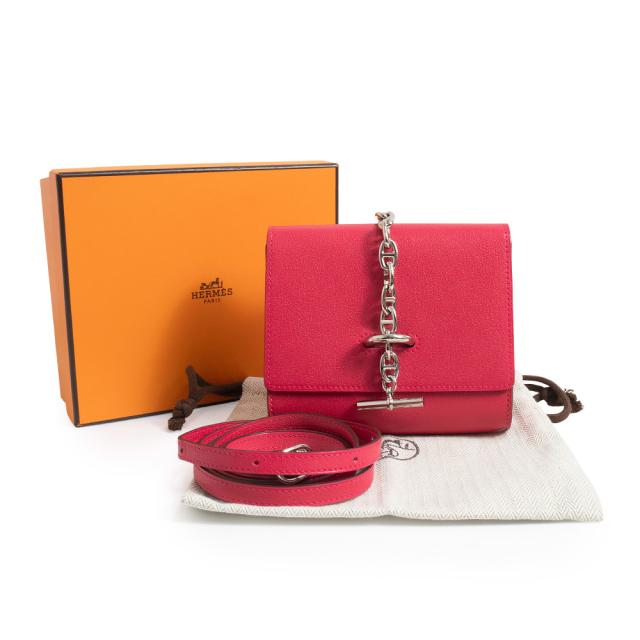 （新品・未当てはめる品）HERMES エルメス シェーヌダンクル シェーブルミゾール さくら色 エクストリーム B目じるし パウダーコンパクト ウォレット 二つ折り紙入れ シェブル なめし革 しろがね色金具 箱付