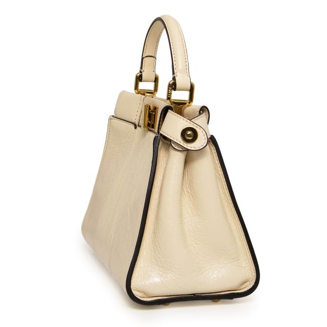 （未使用　展示品）FENDI フェンディ 8BN244 ピーカブー ミニ シャイニーラムスキン レザー カメリア ベージュ 2Way ショルダー ハンドバッグ 斜め掛け ゴールド金具_4