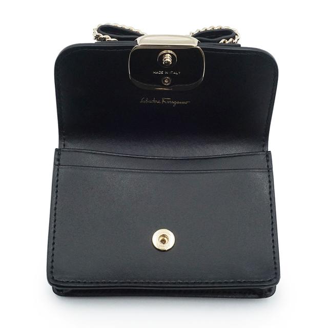 （新品・未使用品）Salvatore Ferragamo サルヴァトーレフェラガモ 22D760 ヴァラ リボン カーフスキン ネロ ブラック キーリング付き カードケース 名刺入れ 定期入れ パスケース レザー ゴールド金具_2