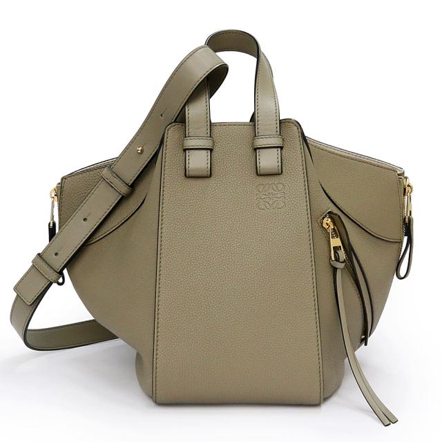 （未使用　展示品）LOEWE ロエベ A538S35X51 ハンモック スモール クラシックカーフ ローレル グリーン ベージュ ショルダー ハンドバッグ 2way 斜め掛け レザー ゴールド金具