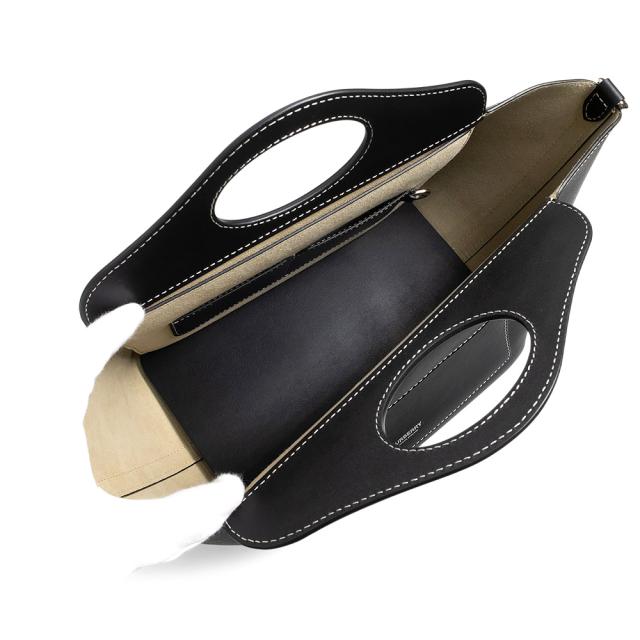 （未使用　展示品）BURBERRY バーバリー 8040123 ミニ ソフトポケット トート カーフスキン レザー ブラック 2Way ショルダー ハンドバッグ 斜め掛け シルバー金具_2