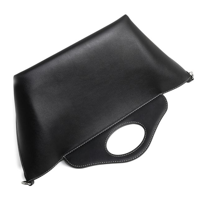 （未使用　展示品）BURBERRY バーバリー 8040123 ミニ ソフトポケット トート カーフスキン レザー ブラック 2Way ショルダー ハンドバッグ 斜め掛け シルバー金具_5
