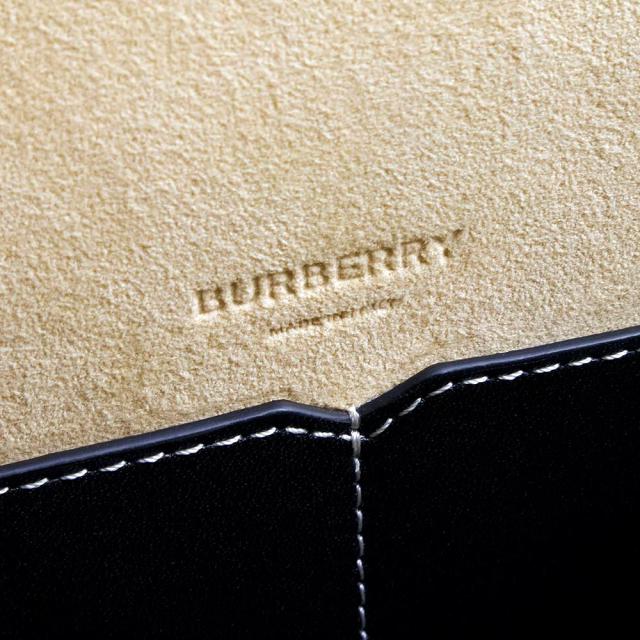 （未使用　展示品）BURBERRY バーバリー 8040123 ミニ ソフトポケット トート カーフスキン レザー ブラック 2Way ショルダー ハンドバッグ 斜め掛け シルバー金具_8