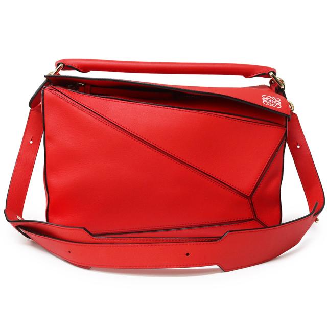 （未使用　展示品）LOEWE ロエベ 322.30.K74 パズルバッグ ミディアム クラシックカーフ レッド 3WAY ショルダー ハンド ボディバッグ 斜め掛け レザー ゴールド金具