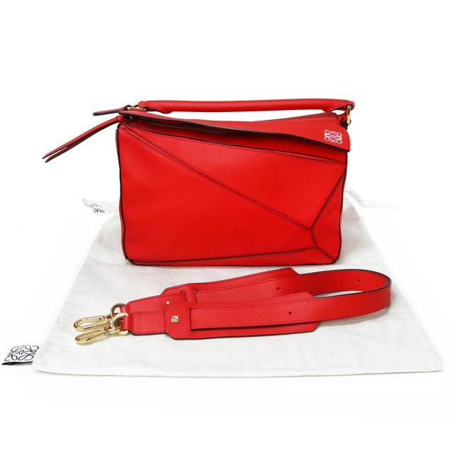 （未使用　展示品）LOEWE ロエベ 322.30.K74 パズルバッグ ミディアム クラシックカーフ レッド 3WAY ショルダー ハンド ボディバッグ 斜め掛け レザー ゴールド金具_1