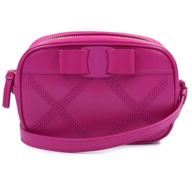 （新品・未使用品）Salvatore Ferragamo サルヴァトーレフェラガモ AU-21 H861 ヴァラリボン カメラ カーフスキン ピンク ショルダーバッグ 斜め掛け レザー ゴールド金具 箱付