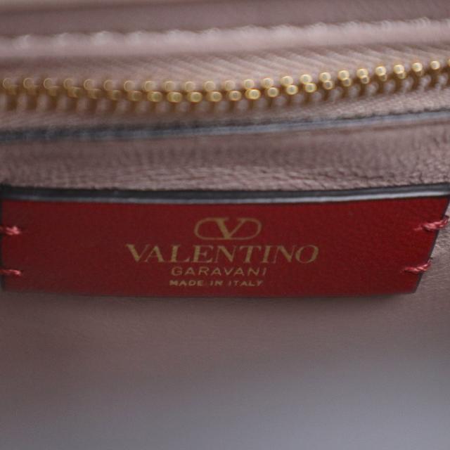 （未使用　展示品）Valentino Garavani ヴァレンティノ ガラヴァーニ Vロゴ スモール バケットバッグ フィルミー カーフスキン POUDRE プードル ピンクベージュ ショルダーバッグ 斜め掛け レザー ゴールド金具_8