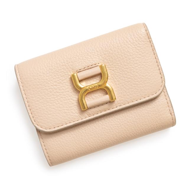 （新品・未使用品）Chloe クロエ CHC23AP0996J5 MARCIE マーシー スモールトリフォールドウォレット Cement Pink ピンクベージュ 三つ折り財布 ゴールド金具 箱付