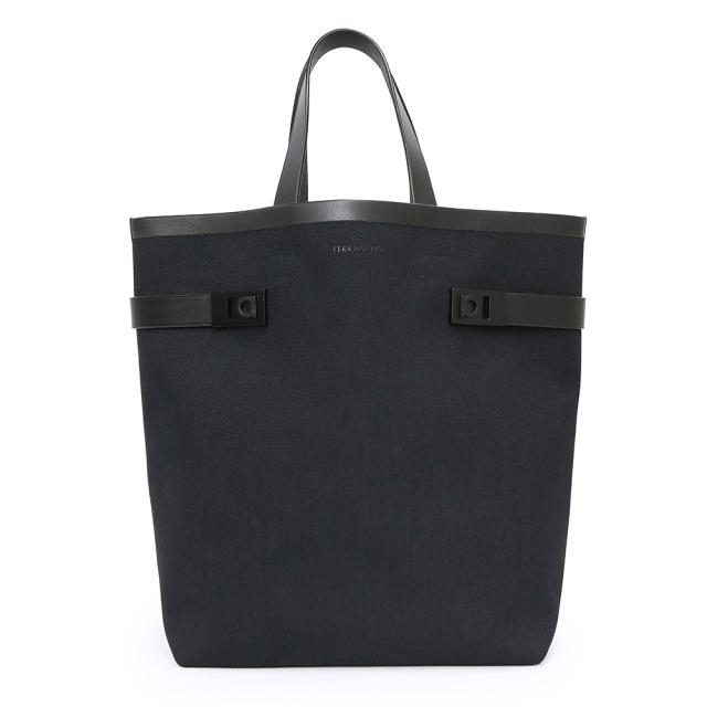 （未使用　展示品）Salvatore Ferragamo サルヴァトーレフェラガモ 24 1345/00 ガンチーニ キャンバス レザー ブラック トートバッグ ブラック金具
