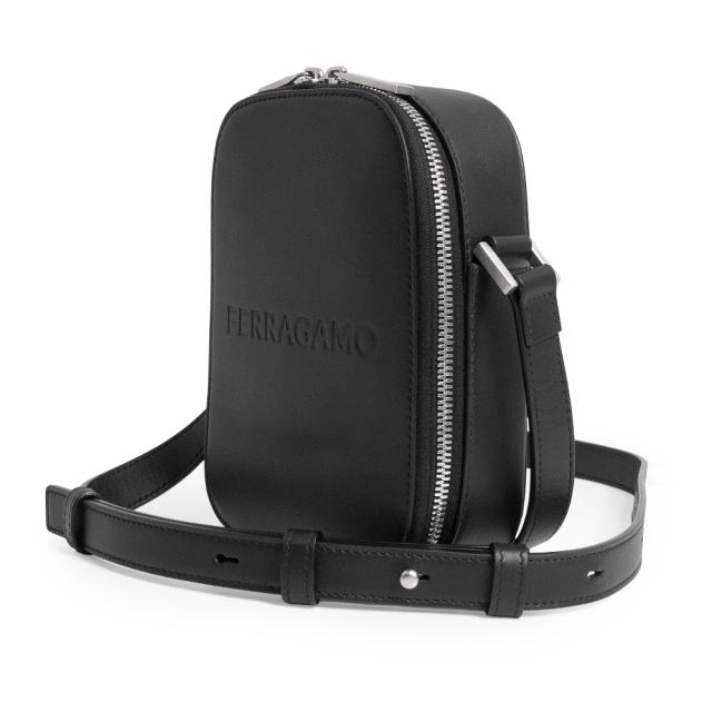 （未使用　展示品）Salvatore Ferragamo サルヴァトーレフェラガモ AU-24 レザー ブラック ショルダーバッグ 斜め掛け シルバー金具_3