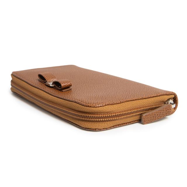 未使用 展示品）Salvatore Ferragamo サルヴァトーレフェラガモ 22C240 