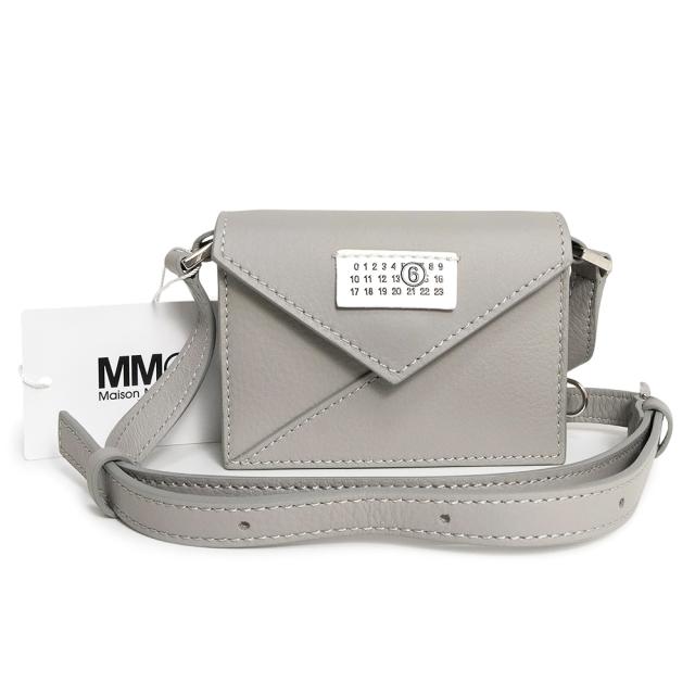 （未使用　展示品）Maison Margiela メゾン マルジェラ SB6ZI0006 MM6 エムエムシックス カーフスキン グレー ミニ ポシェット ショルダーバッグ 斜め掛け レザー シルバー金具