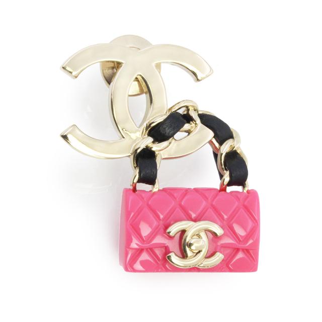 （美品）CHANEL シャネル ABA012 マトラッセ ココマーク チェーンバッグモチーフ レジン カーフスキン ローズ ピンク ゴールド ブローチ レザー 箱付