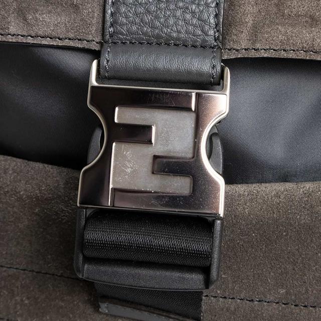 （中古）FENDI フェンディ 7VZ066 フェンディネス ナイロン スウェード レザー グレー ブラック リュック デイパック バックパック シルバー金具_10