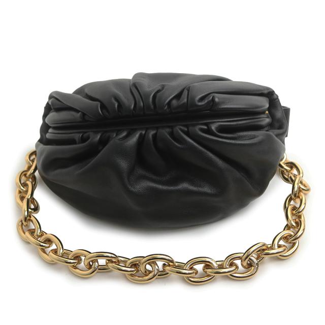 （美品）BOTTEGA VENETA ボッテガヴェネタ 651445 ザ チェーン ポーチ カーフスキン ブラック ショルダー ウエスト ボディバッグ 斜め掛け レザー ゴールド金具