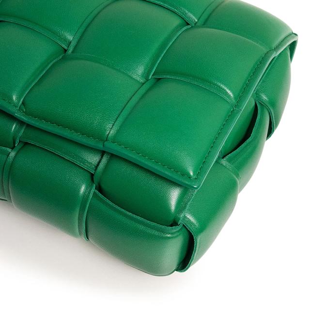 （未使用　展示品）BOTTEGA VENETA ボッテガヴェネタ 631421 イントレチャート チェーン カセット ラムスキン グリーン ショルダーバッグ 斜め掛け レザー ゴールド金具_11