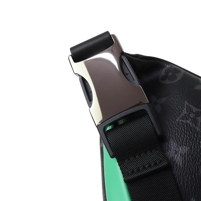 （未使用　展示品）LOUIS VUITTON ルイ ヴィトン M25924 ディスカバリー バムバッグ PM モノグラムエクリプス レザー バンブーグリーン ブラック ウエストバッグ クロスボディ 斜め掛け ダークシルバー金具 箱付_9