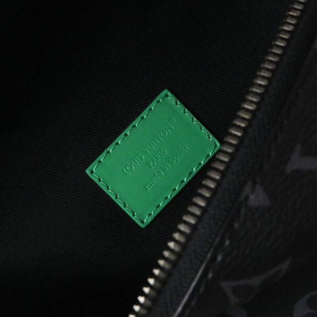 （未使用　展示品）LOUIS VUITTON ルイ ヴィトン M25924 ディスカバリー バムバッグ PM モノグラムエクリプス レザー バンブーグリーン ブラック ウエストバッグ クロスボディ 斜め掛け ダークシルバー金具 箱付_8