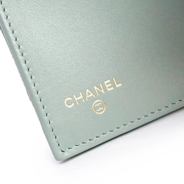 （新品・未使用品）CHANEL シャネル AP0229 マトラッセ クラシック スモール フラップ ウォレット キャビアスキン グレイッシュスモーキーグリーン コンパクト 三つ折り財布 レザー ゴールド金具 箱付