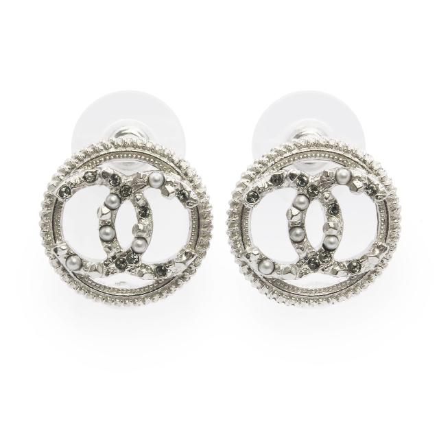 （新品・未使用品）CHANEL シャネル A58058 ココマーク ラインストーン パール ラウンド シルバー ピアス 52,800円