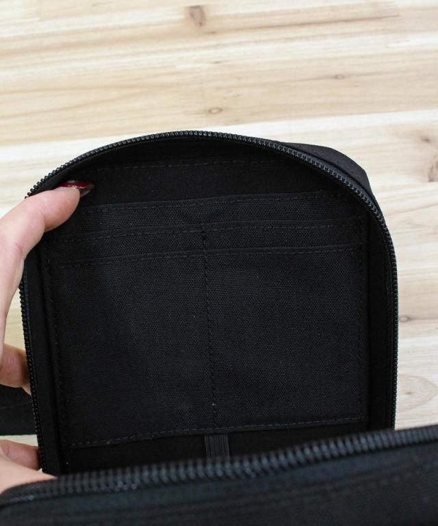 送料無料 Carhartt カーハート ナイロンダッククロスボディウォレット