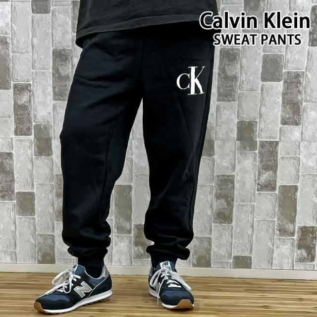 送料無料 Calvin Klein CK モノグラム フリーススウェットジョガーパンツ monogram fleece joggerの通販は